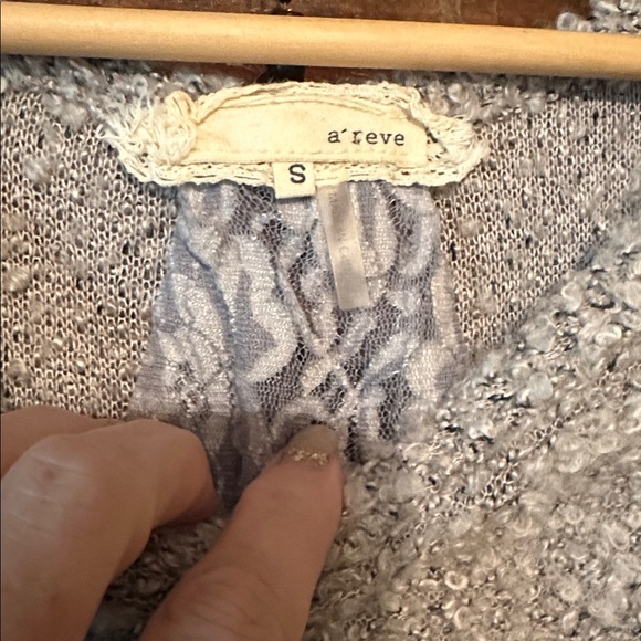 Anthropologie a’reve Sweater with detailed lace back and bows size small Gray - Picture 4 of 5